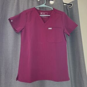 Figs Berry Purple Scrub Top